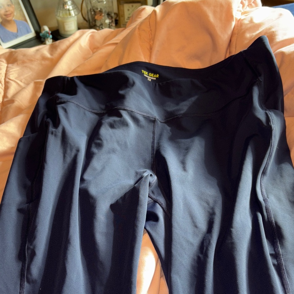 Tek Gear Navy Leggings Women’s Plus Size 2X Athletic Pants - Picture 2 of 8